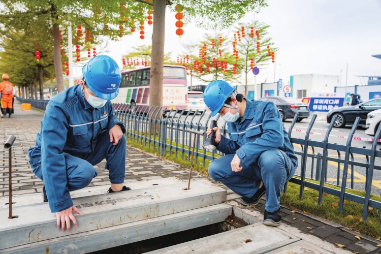 深圳供電局全力保障口岸電力可靠供應